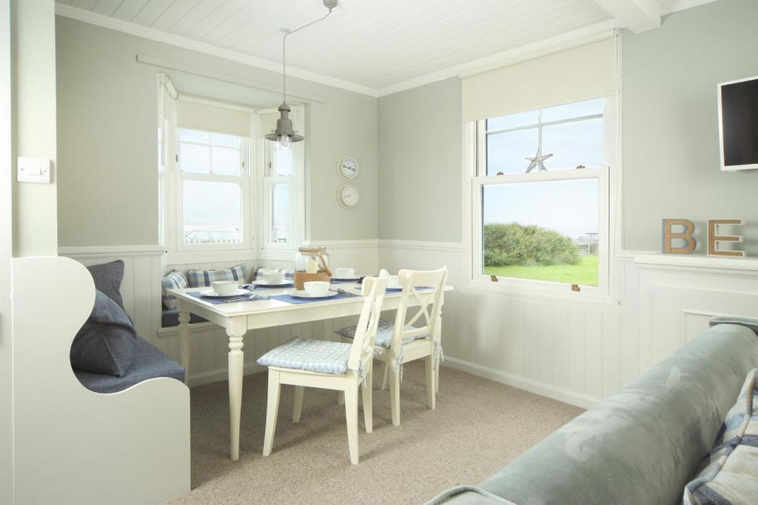 Point Cottages, Bamburgh Exteriör bild