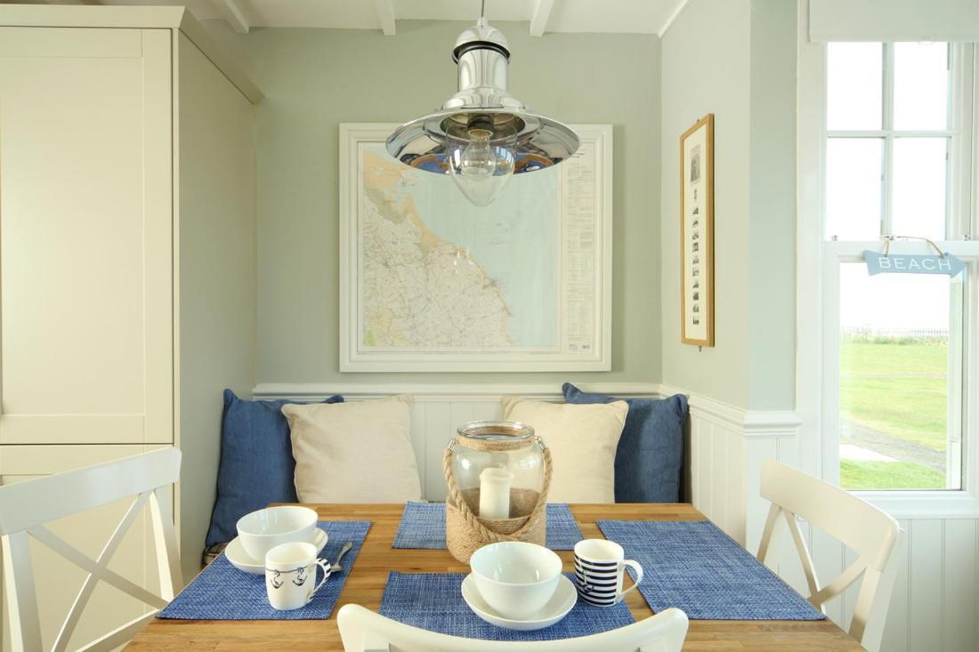 Point Cottages, Bamburgh Exteriör bild